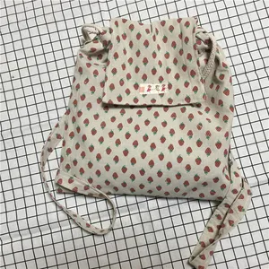 Женский дорожный рюкзак из хлопка и льна на шнурке, Студенческая сумка для книг с принтом красной клубники WF07