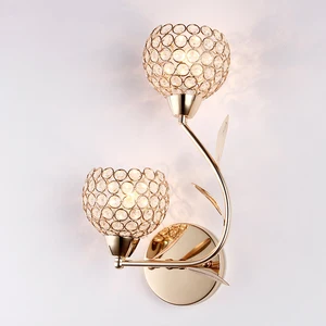 Креативная настенная лампа с золотыми кристаллами, прикроватное освещение для спальни, гостиницы, коридора, гостиной, магазина, настенное освещение