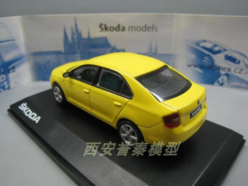 ABREX 1:43 S KODA RAPLD сплав модель автомобиля литья под давлением металлические игрушки подарок на день рождения для детей мальчик