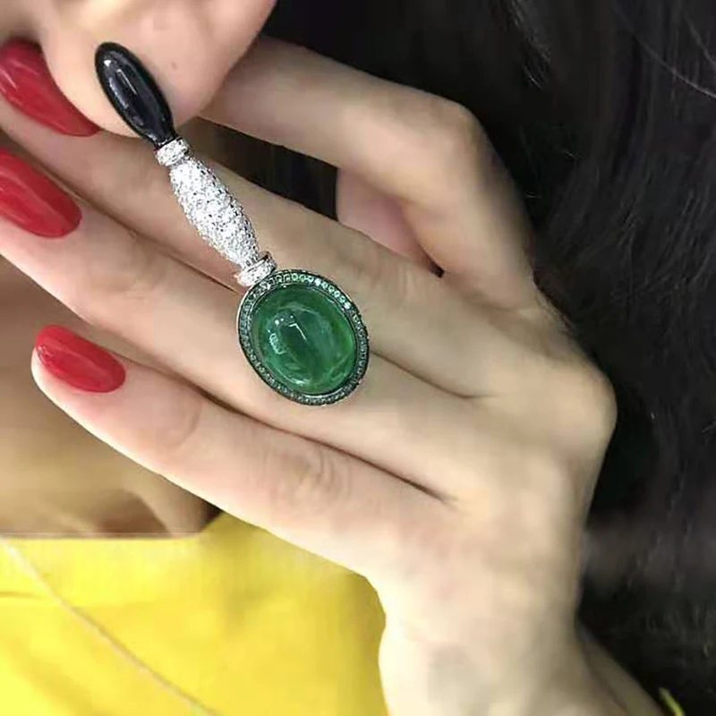 Модные серьги-капельки с локальным фокусным расстоянием и полудрагоценным камнем подходящего цвета
