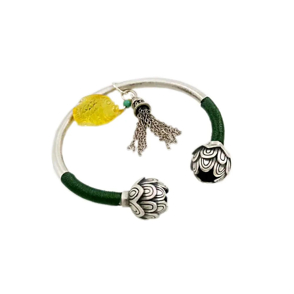 

The s999 pure silver fashion national style different auspicious design pendant guards the lucky bracelet