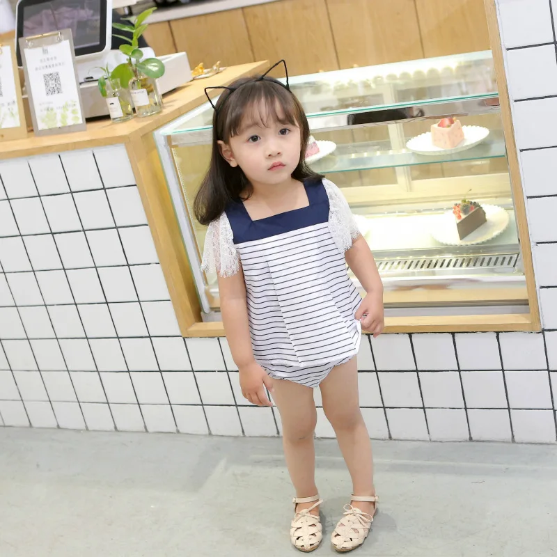 

Baby Girl Stripe Set 2018 New Kids Lace Patchwork Suit Clothes Short-sleeve Shirt+shorts 2pcs Set Fashion Kids Pullovers Suit
