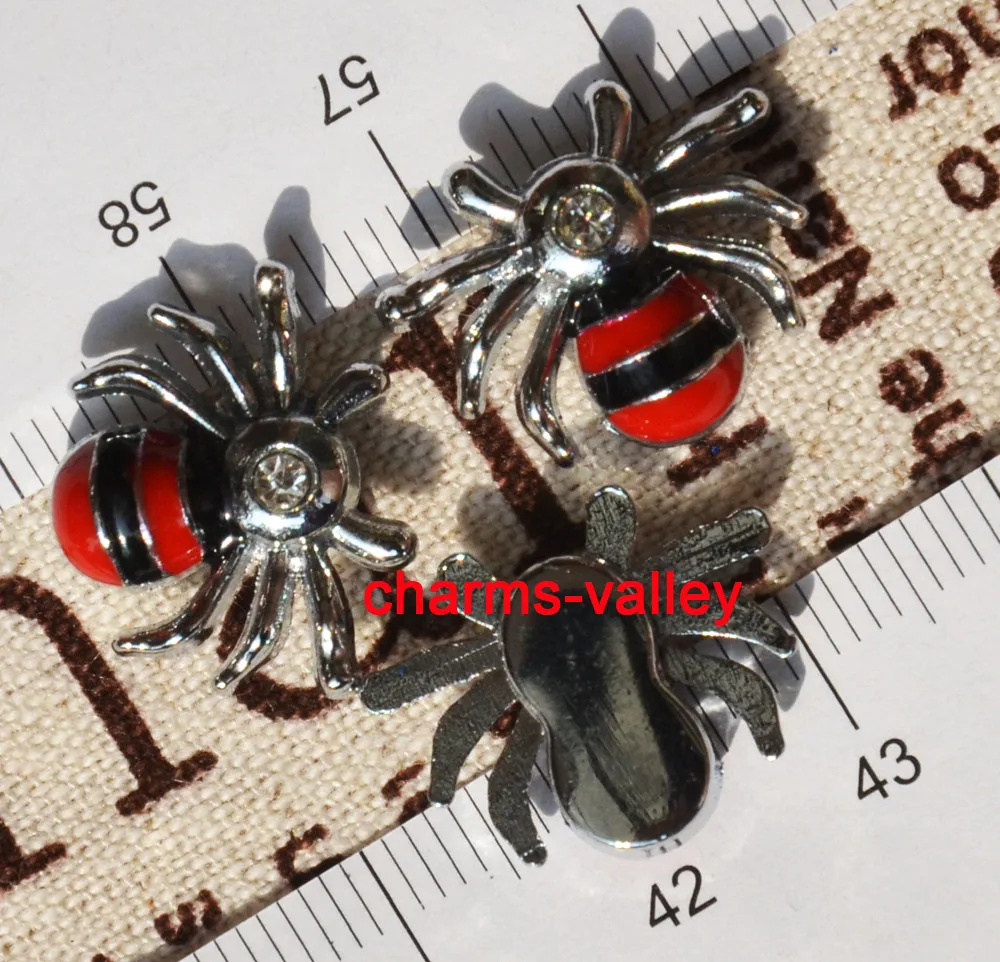 Бесплатная доставка 10 шт. 8 мм эмаль паук слайд амулеты буквы подходят ремни