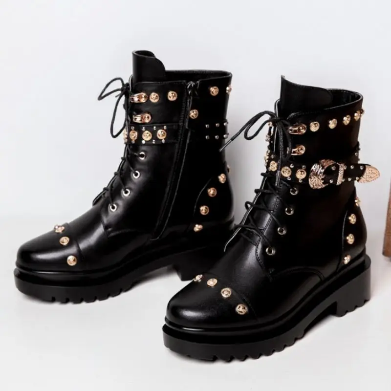 Женские ботильоны из натуральной кожи ZALAVOR Модельные коровьей замши с заклепками