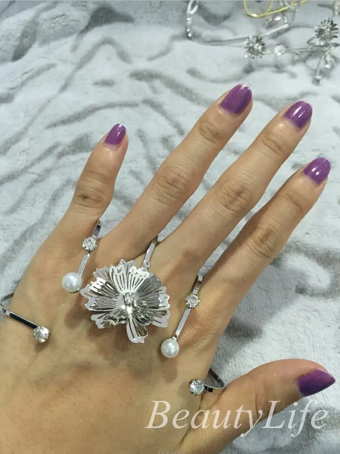 Lotus Plam манжета браслет Цветок Жемчужный ручной с украшениями в форме ладони