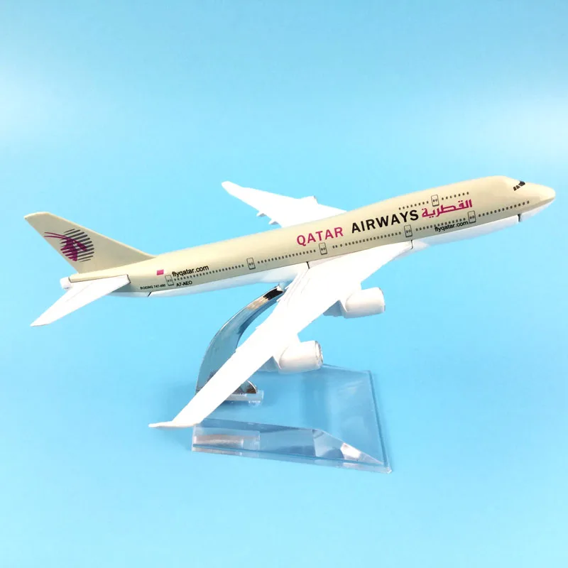 Модель самолета 16 см авиакомпании Боинг 747 Катар дыхательные пути модель