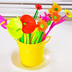 10 шт в упаковке, новая милая креативная Kawaii Цветной цветок Пластик 0,5 мм ручка ребенка студента записи подарок школьные канцелярские принадлежности