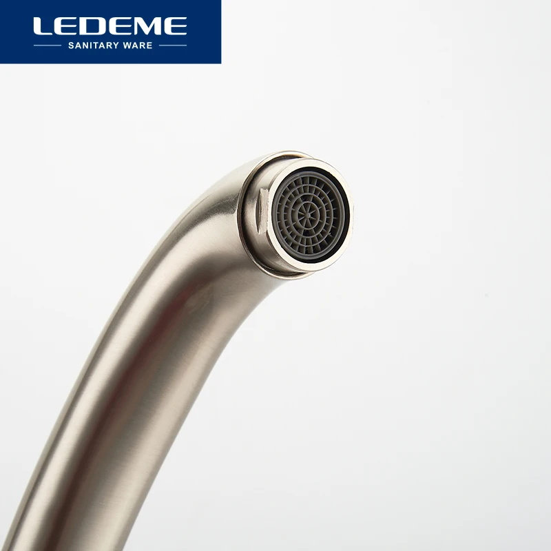 LEDEME Смеситель для кухни толстый излив с гайкой латунь Цвет: хром L5911A| |