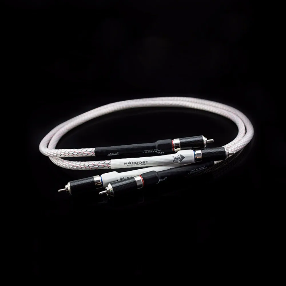 

pair Valhalla silver-alloy audio RCA interconnect cable with Carbon fiber RCA jack