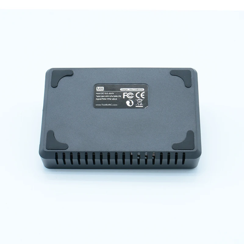 Зарядное устройство ToolkitRC M8 300 Вт умная зарядка 15 А 1 8S зарядное для зарядки