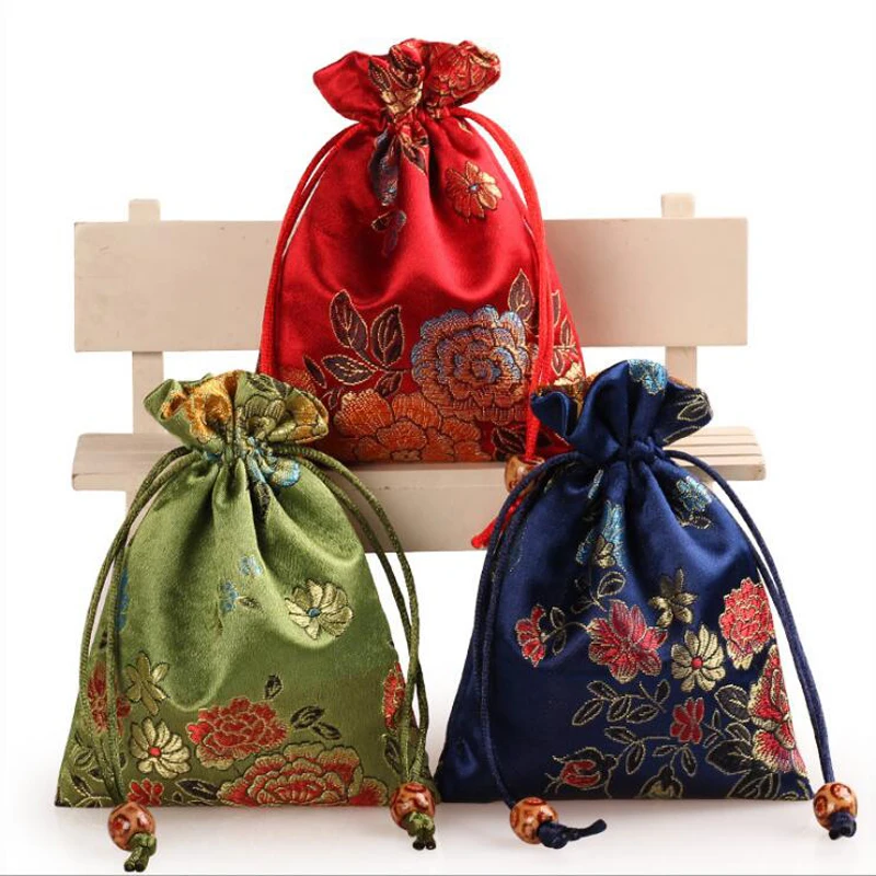 

Chinese Silk Embroider Gift Pouch 11x14cm Jewelry Pouch Mixed Nobility Wedding Candy bag Christmas Party Favors Gift Bag 50pcs