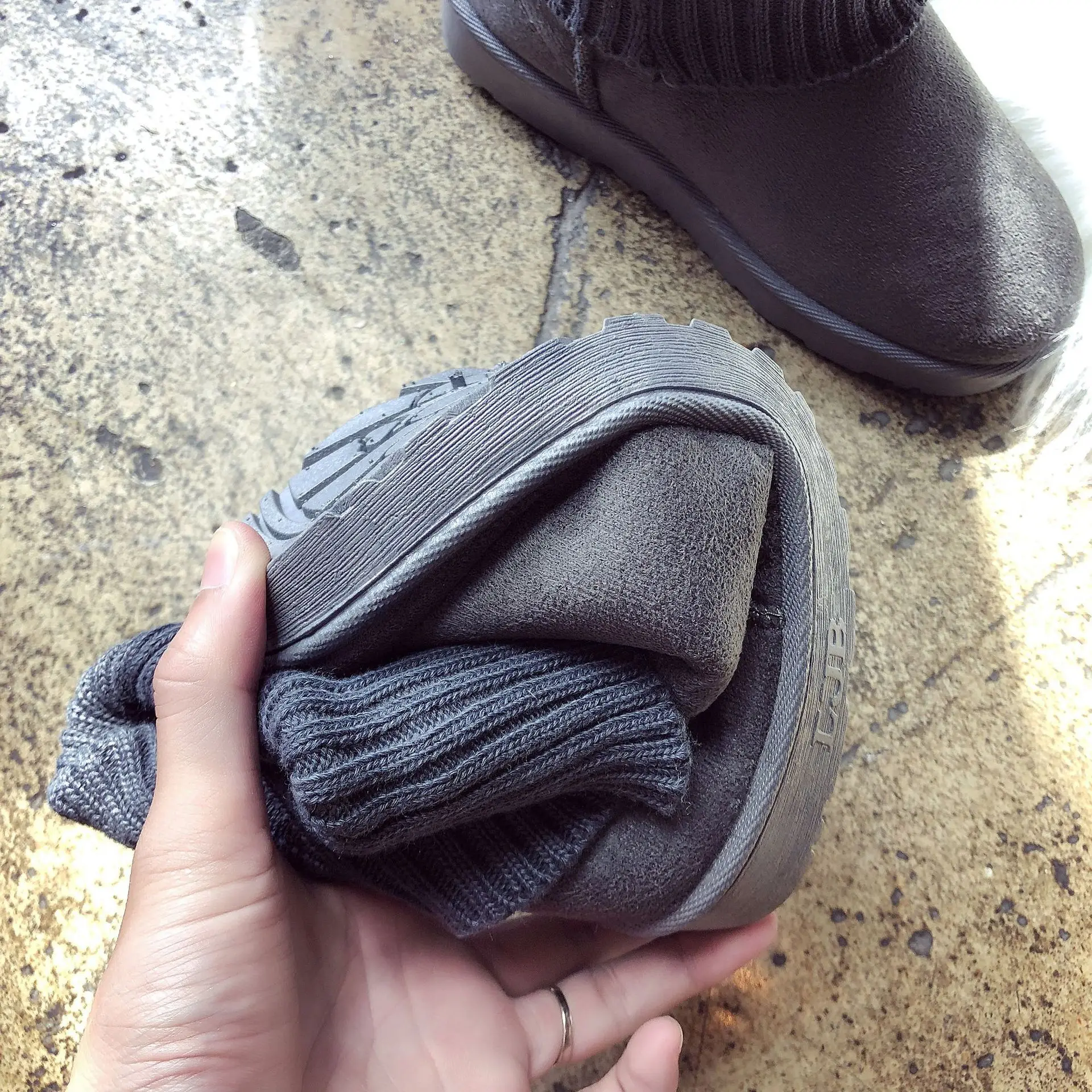 2018 new winter ladies' flat bottomed boots lady's snow cotton flannel shoes. | Обувь