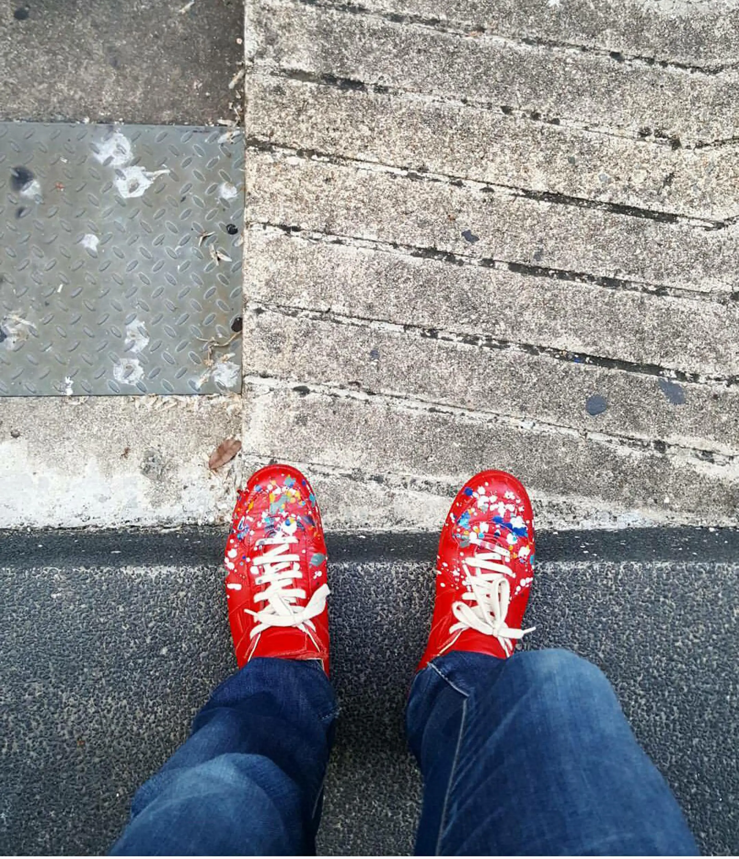 Мужские модные черные и белые кожаные туфли на низком каблуке с рисунком