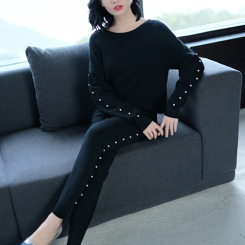 Женский трикотажный комплект из 2 предметов свитер с круглым вырезом и брюки