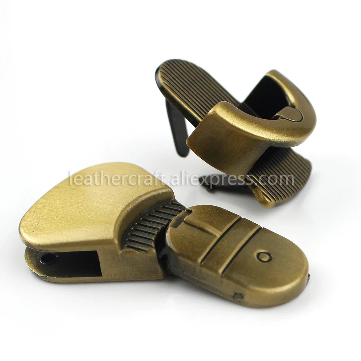 1x металлическая сумка замок с язычком застежка нажимным замком кожаные пряжки