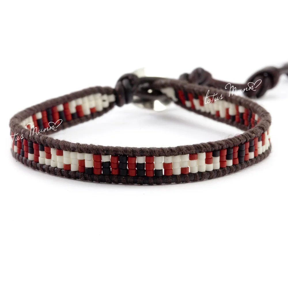 

Браслет Lotus single-circle mann из темно-коричневой кожи