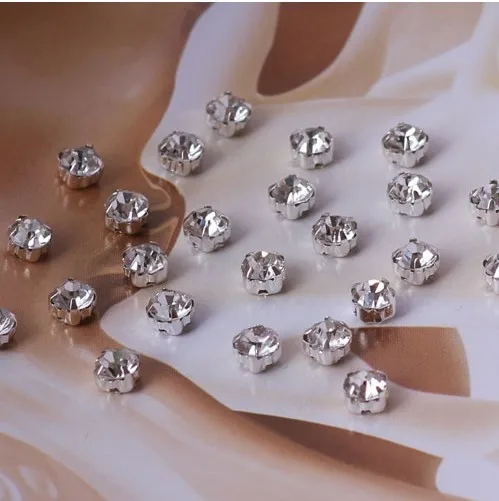 SS25 Silver Back Crystal Sew On Rhinestone with Hole Craft Rhinestones for Dresses Clothes Decoration Sewing Accessories S03 | Дом и сад