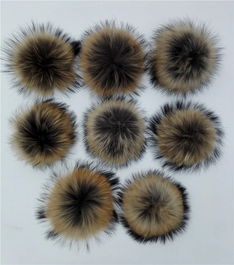 25pcs/lot wholesale real raccoon fur pom pom for knitted beanies caps hats bags clothing accessory 15cm Fur Balls With buckle