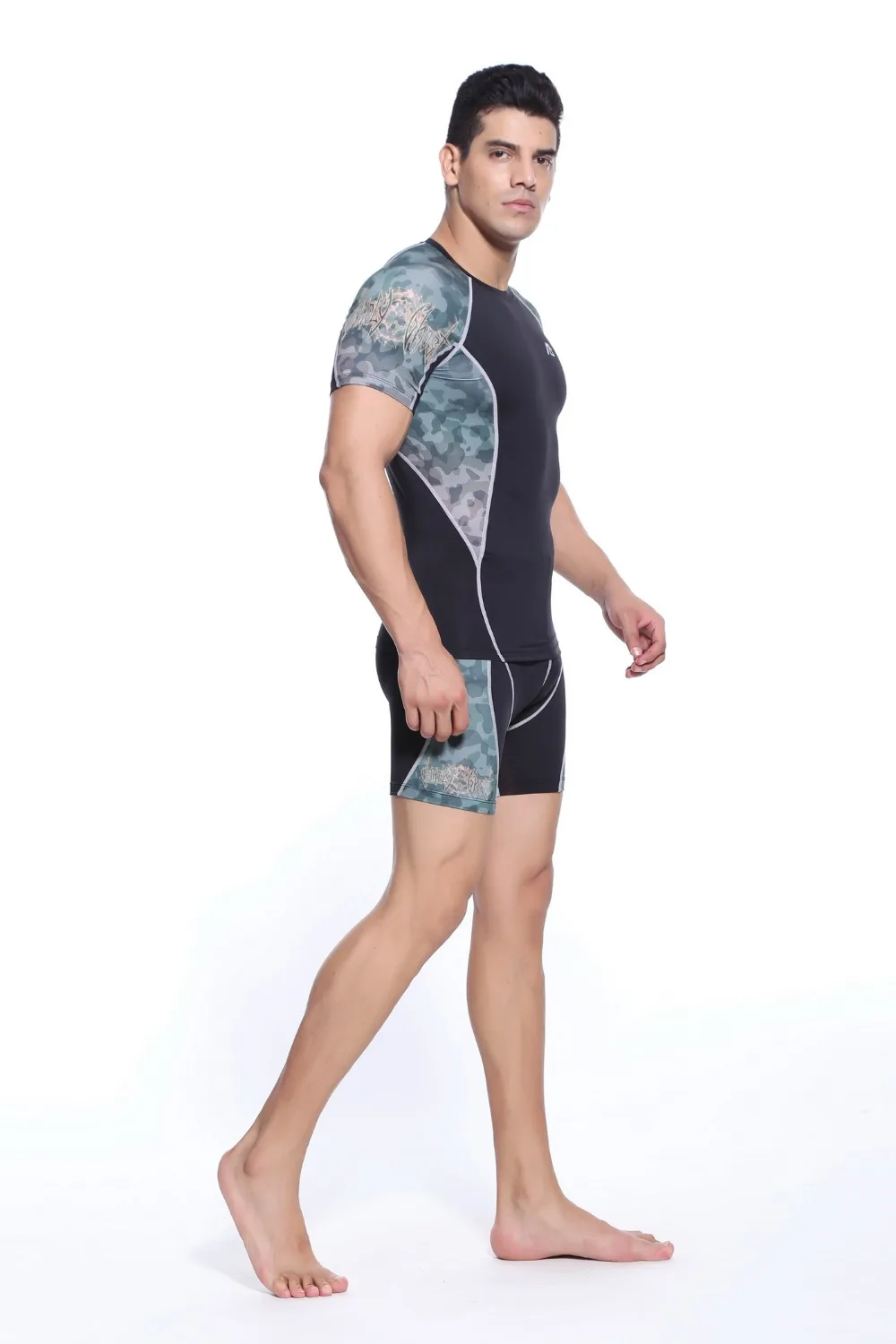 Мужская футболка с коротким рукавом камуфляжной графикой со вторым слоем