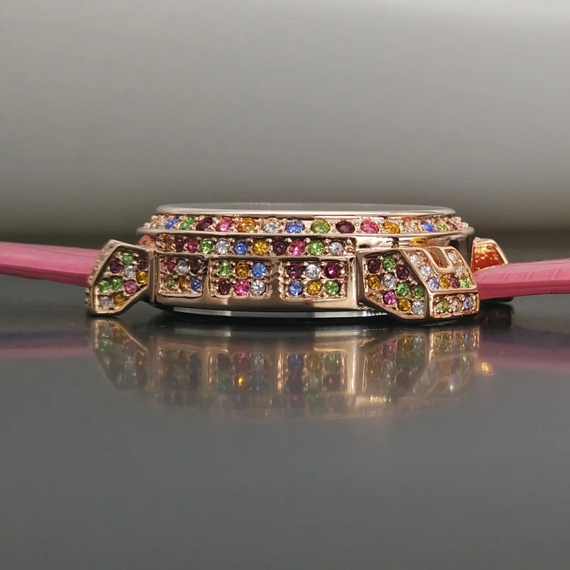 Часы женские кварцевые из натуральной кожи с кристаллами в японском стиле|box box|box