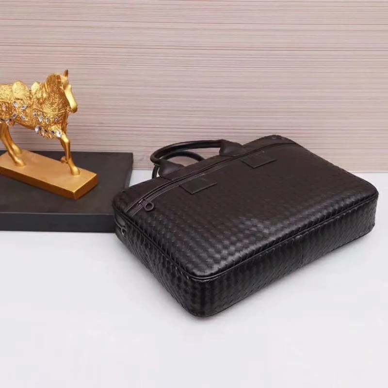 Kaisiludi leather hand-woven men's bag handbag men's leather briefcase business casual computer bag fashion men and women