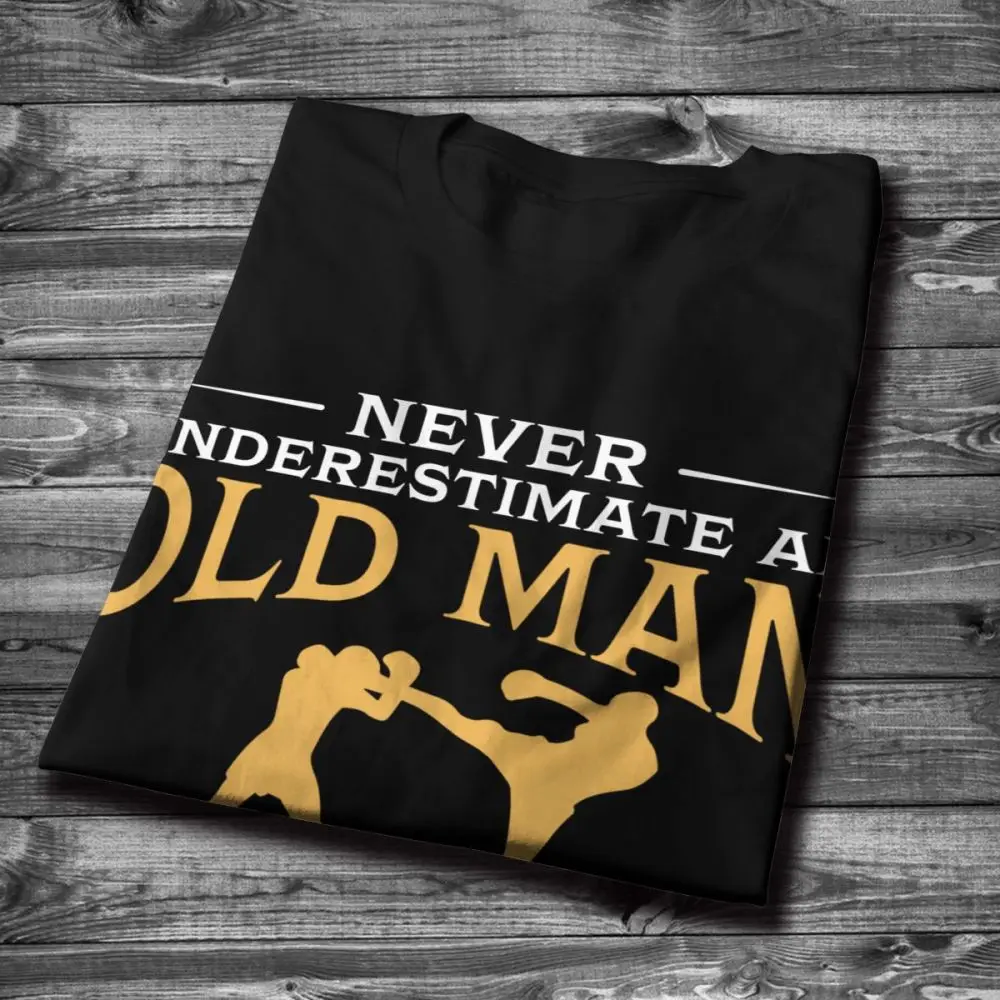 Для мужчин никогда не стоит недооценивать старый человек который вы знаете Muay Th