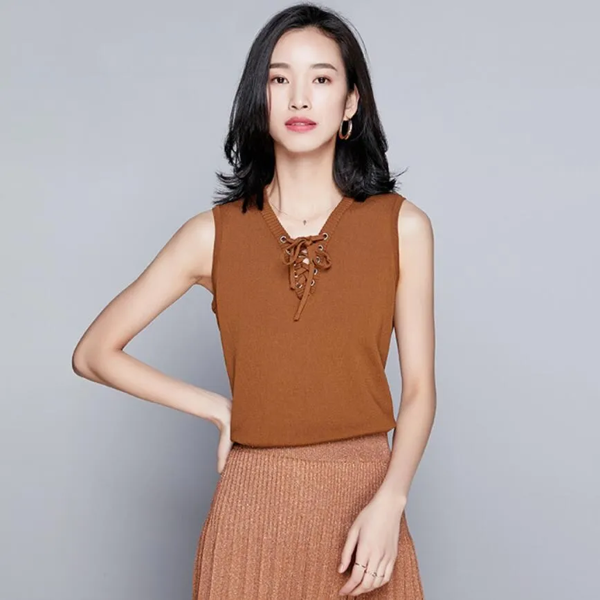 Женская трикотажная рубашка SDJ модный однотонный топ без рукавов с V образным