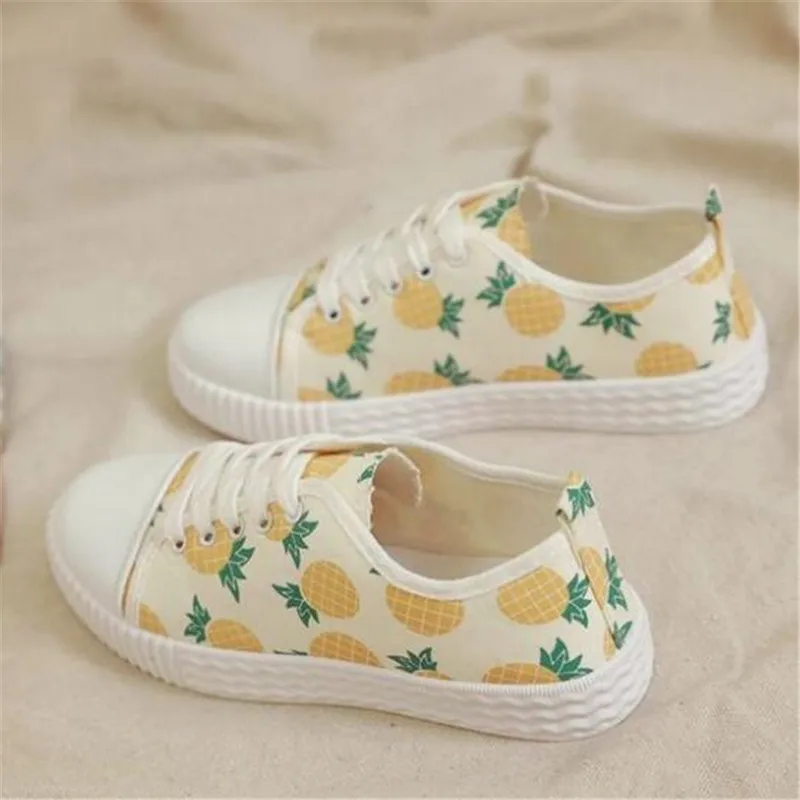 Женские кроссовки на шнурках DIWEINI дышащие из парусины с клубникой ананас черешня