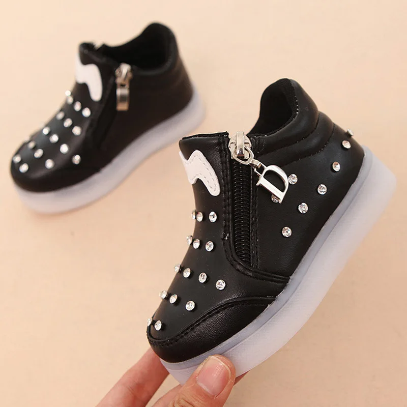 Повседневная детская обувь на весну и осень с рисунком Boby светящаяся Светящиеся