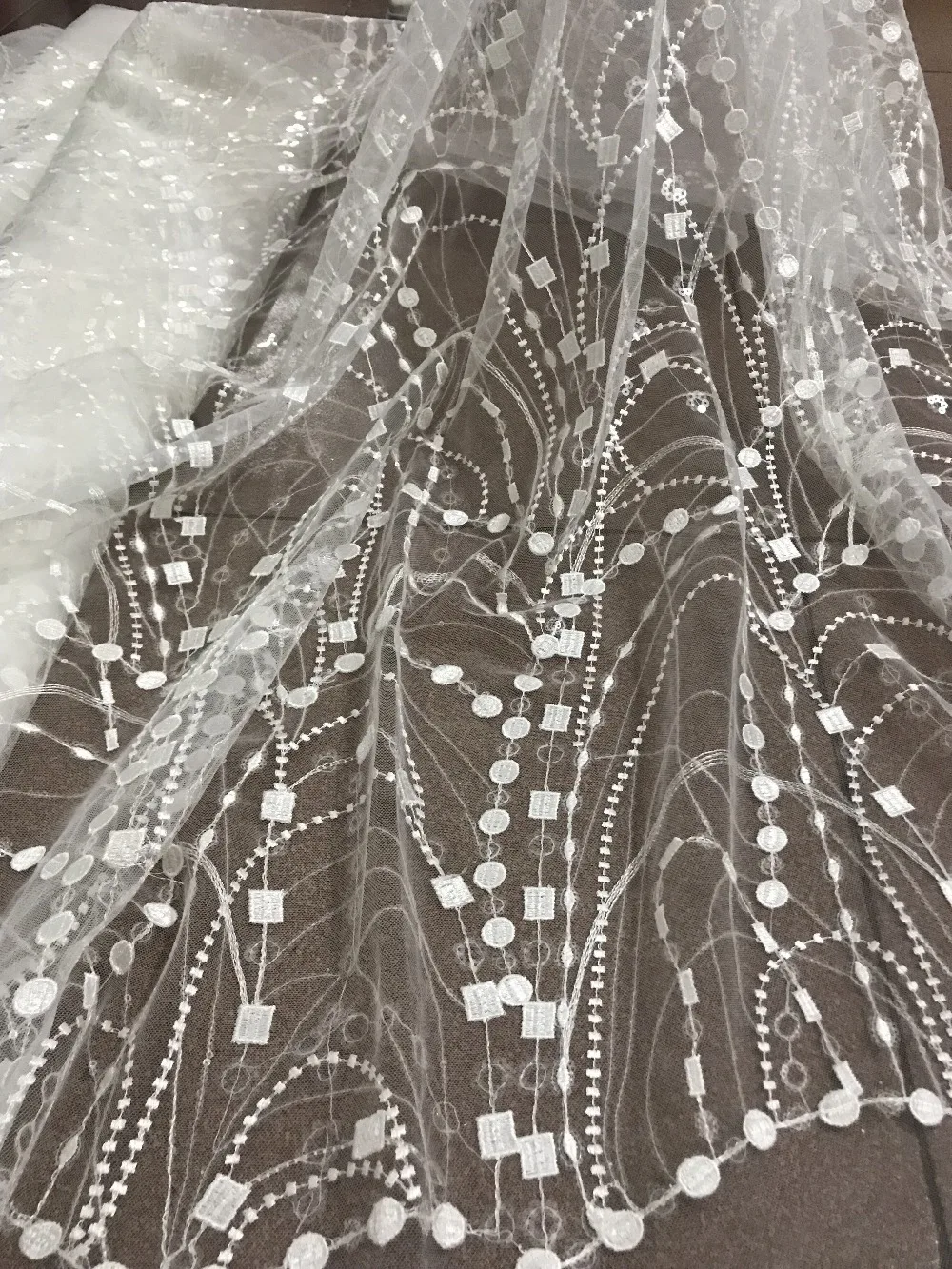 embroidery lace fabric best quality with sequins newest J-1136 tulle mesh for sawing dress | Дом и сад