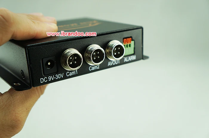 Автомобильный видеорегистратор 2 канала для автомобилей и автобусов б/у модель