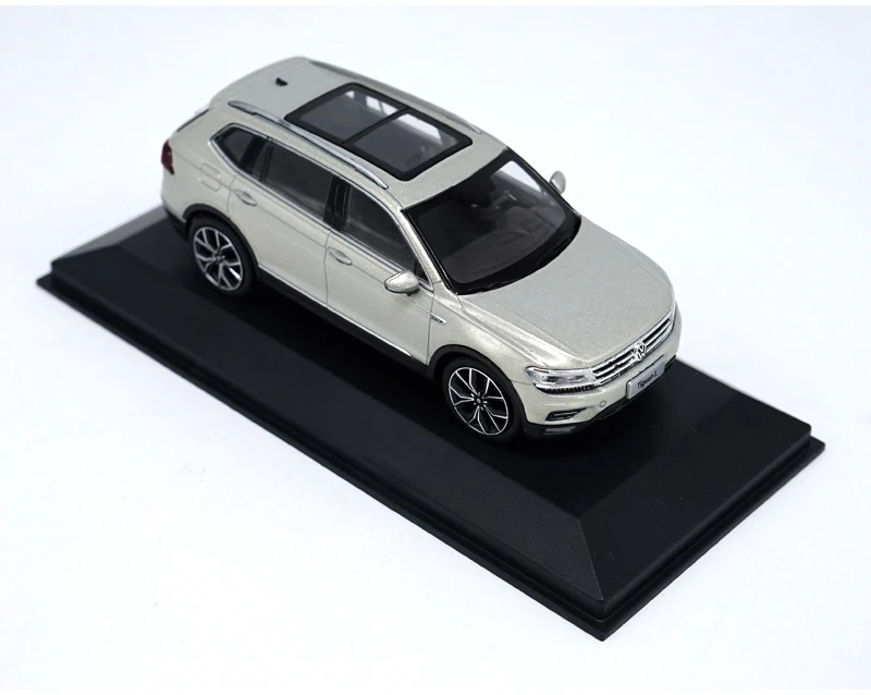 Высокая имитация 1:43 TIGUAN L внедорожник SUV литая модель сплава Модель автомобиля для мальчика Подарочная игрушка оригинальная коробка