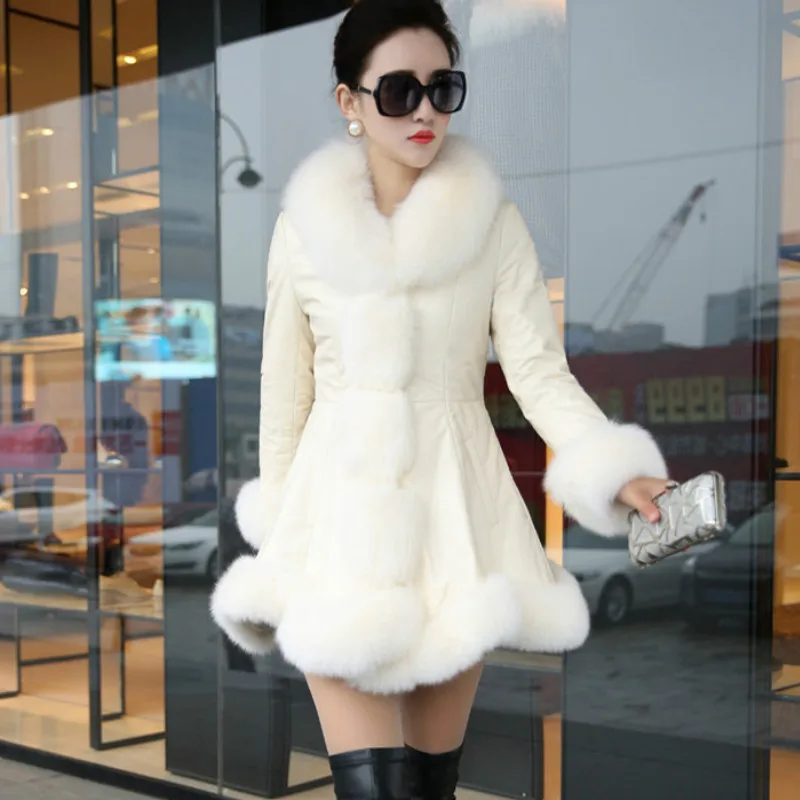 Длинная кожаная куртка из искусственного меха с капюшоном облегающая юбка норки