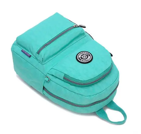 Дорожный рюкзак женский водонепроницаемый нейлоновый для ноутбука школьные