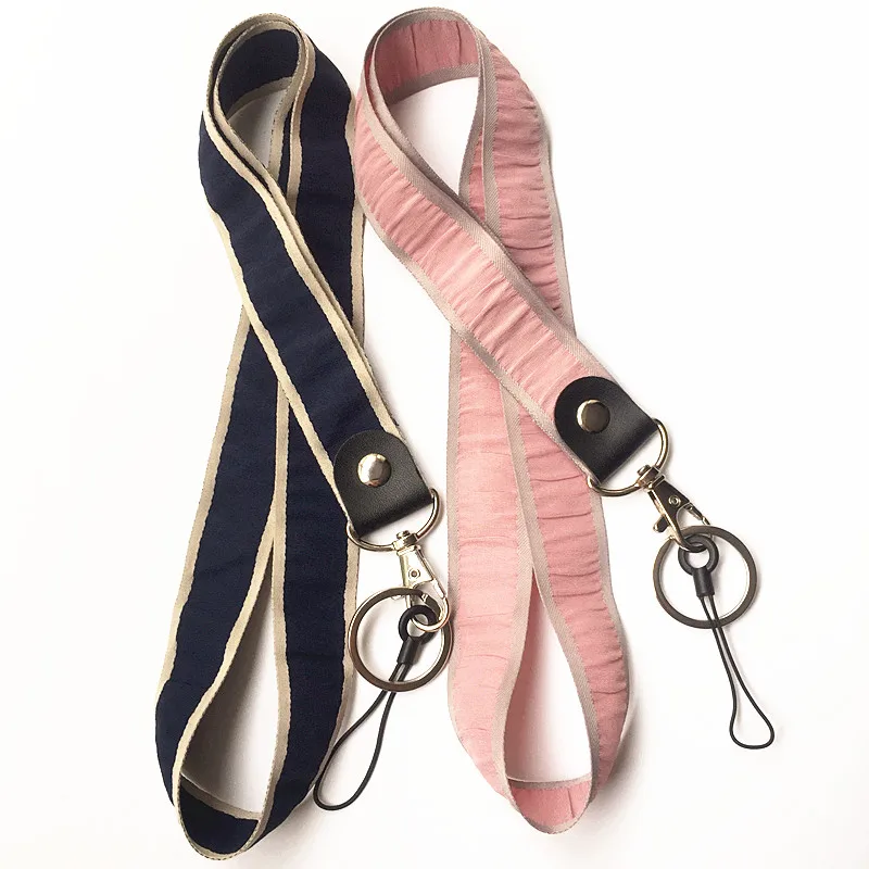 

2Pcs 2.5cm width Handmade crinkled Fabric neck lanyard and wrist strap with string and keyring