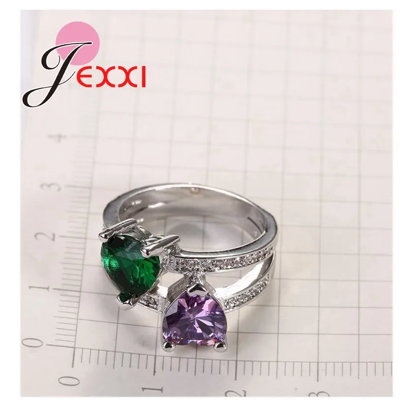 Женское кольцо из серебра 925 пробы в вечерние сердца | Украшения и аксессуары