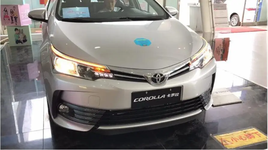 1 комплект, автомобильный бампер, лампа для Toyota Corolla, противотуманный Дневной светильник светодиодный~, автомобильные аксессуары для altis, головной светильник, противотуманная фара
