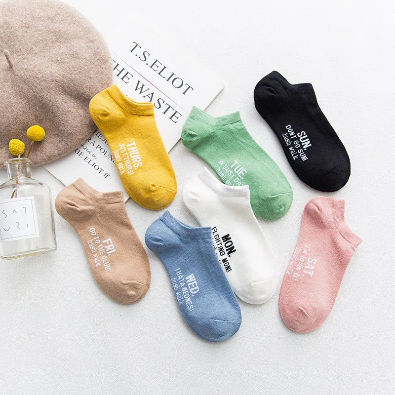 

7 Pairs/lot Women Cotton Socks Cute Girls Monday to Sunday 7 Days Embroidery Funny Socks Female Mood Week Dress Socks Every Day