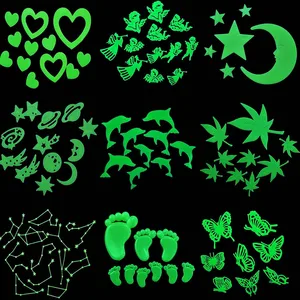 Мультяшные флуоресцентные наклейки снежинкаЛуна ЗвездабабочкаВселенная Планета Звезда светящаяся темная светящаяся паста украшение потолка