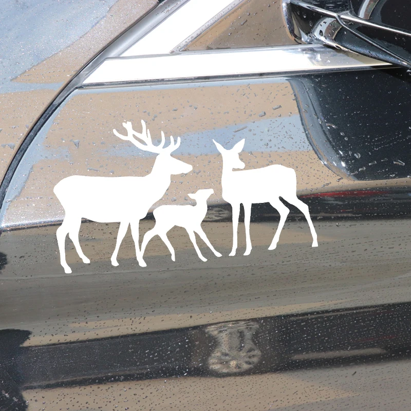 

YJZT 17.7CM*10.2CM Deer Warm Family Decorate Car Sticker Car Door Vinyl Decal Black/Silver C4-1962
