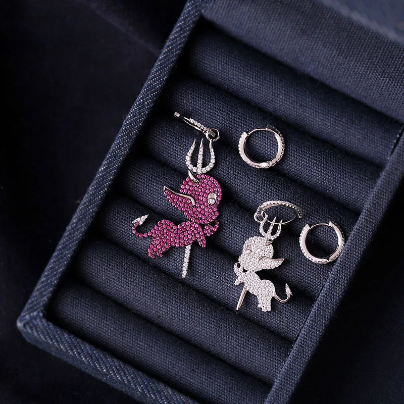 Серьги-подвески женские Асимметричные из серебра 925 пробы с красным Купидоном |