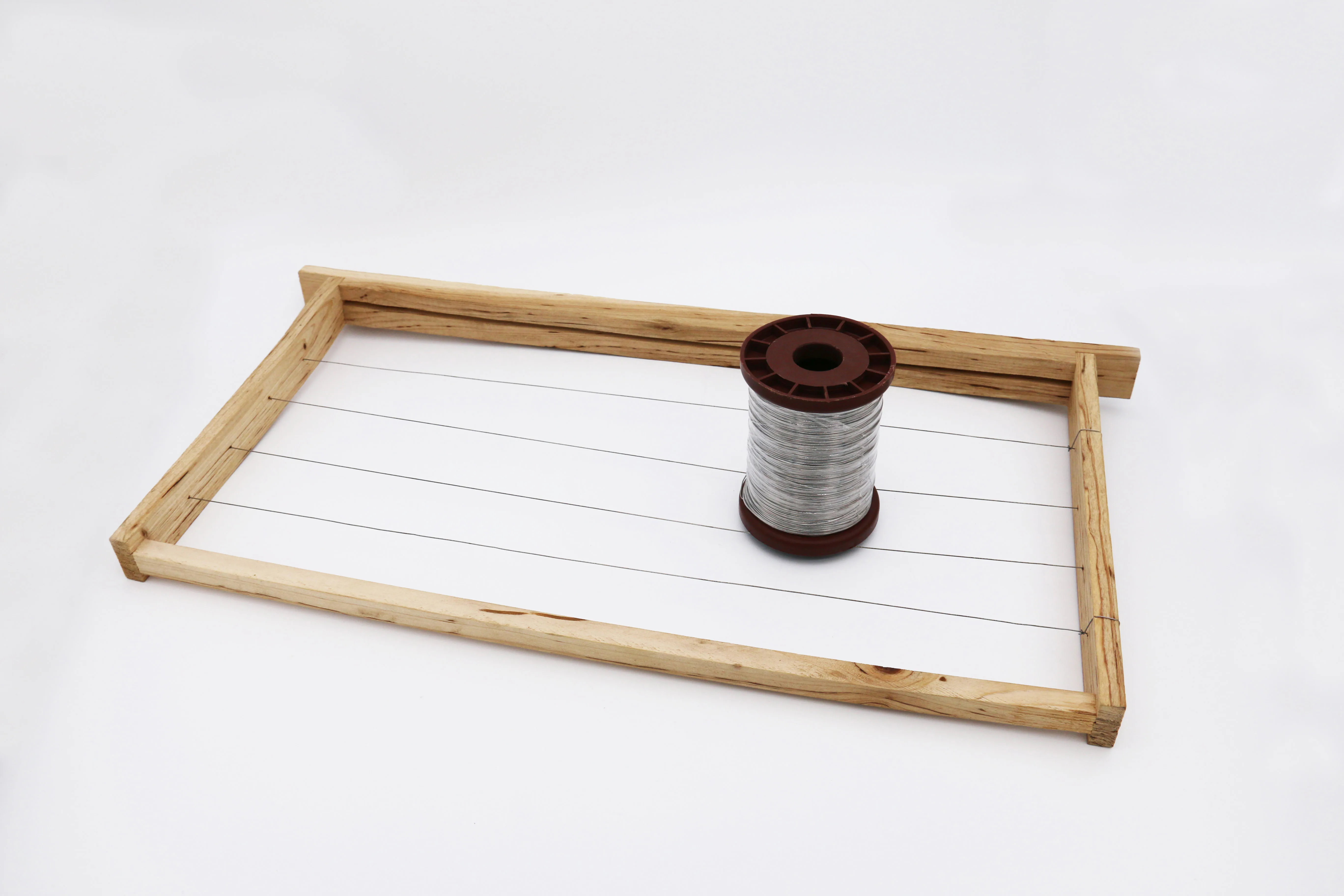 

1 pcs beekeeping tools beehive foundation frame wire 0.5mm 201 stainless steel for beekeeper bee equipment professional