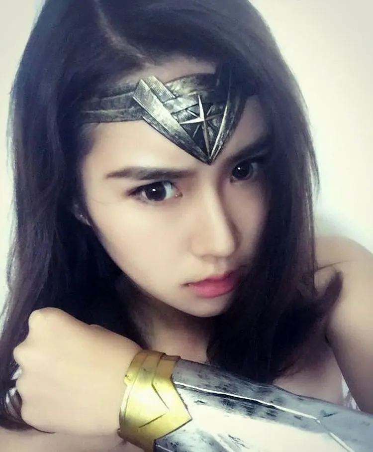 Wonder Woman Косплей повязка на руку рукавица и Тиара повязка на голову корона на запястье аксессуары с изображением супергероев Хэллоуин Карнавал реквизит