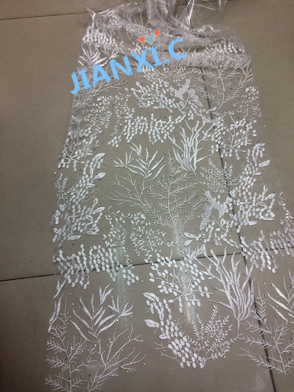 Вышитая кружевная ткань с камнями французское Сетчатое кружево для свадебного