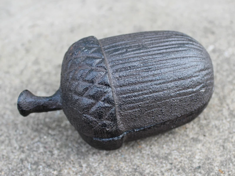 Primitive Style - Heavy Rustic Cast Iron Acorn Hide-A-Key (Dark Bronze Accented in Rusty Brown Finish Use Indoor or Outdoor | Дом и сад