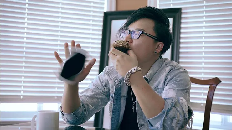 Держатель для телефона Fidget (мерцающий + обучающий) магический трюк крупным планом