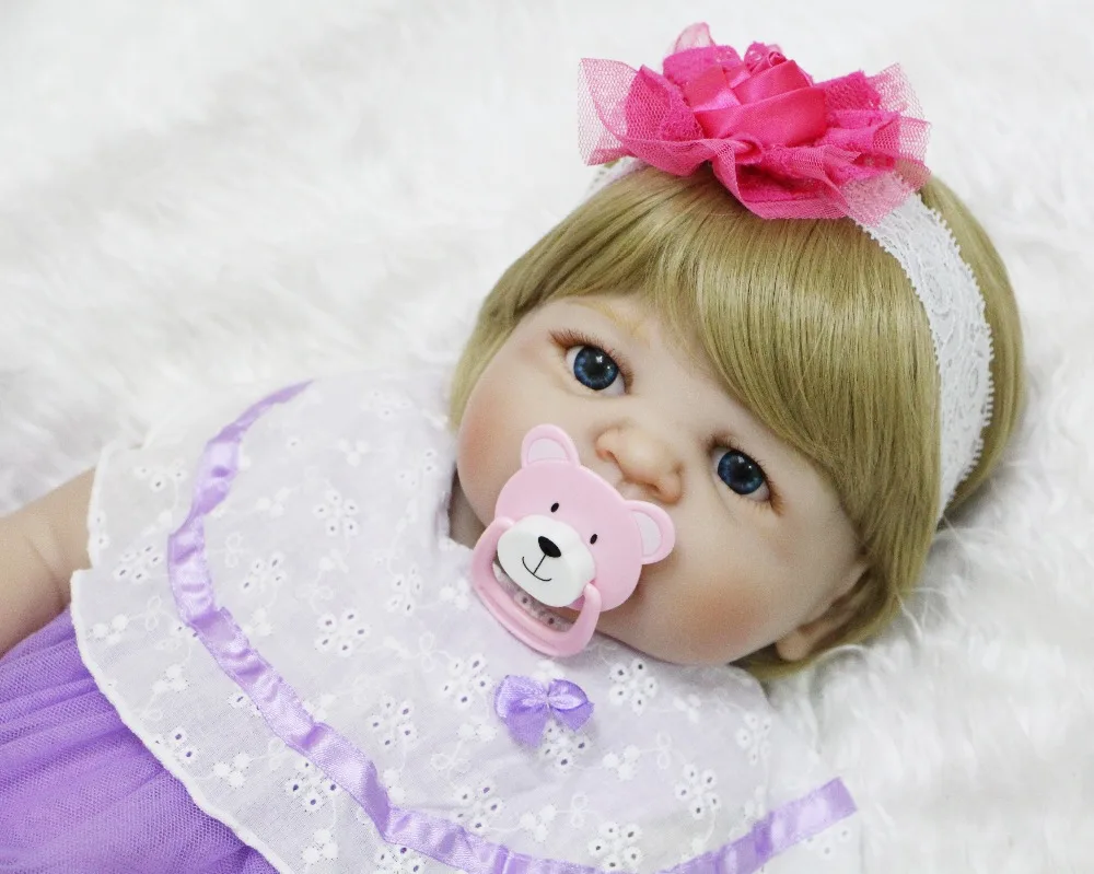 Силиконовые куклы Новорожденные цельные со светлыми волосами магнитная