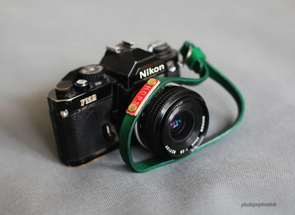 Темно-зеленый наручный ремешок ручной работы из окрашенной кожи 12 мм |