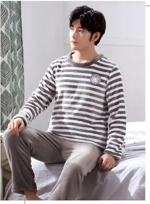 Fashion Brand Luxury Winter Pajamas Men Sleepwear Thick Warm Coral Fleece Mens Pajama Set Male Nightwear Leisure Home Clothing