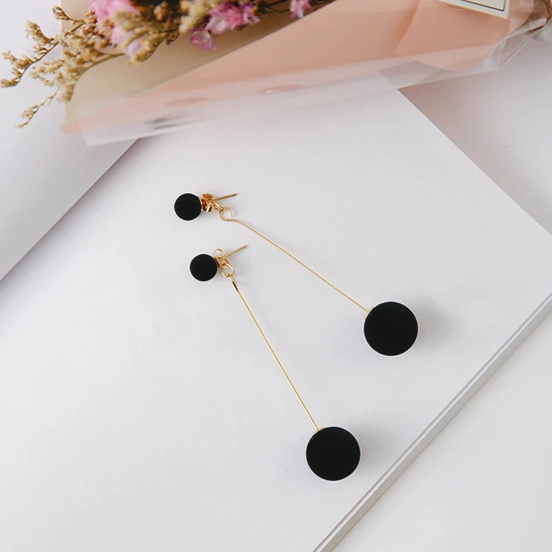 Black Модные красные черные плюшевые Подвесные серьги женские корейские длинные круглые серьги собственный подарок ювелирное изделие - Окраска металла: Black